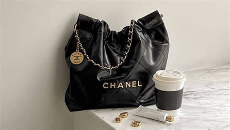 chanel 22 真假|Chanel 22 purse real.